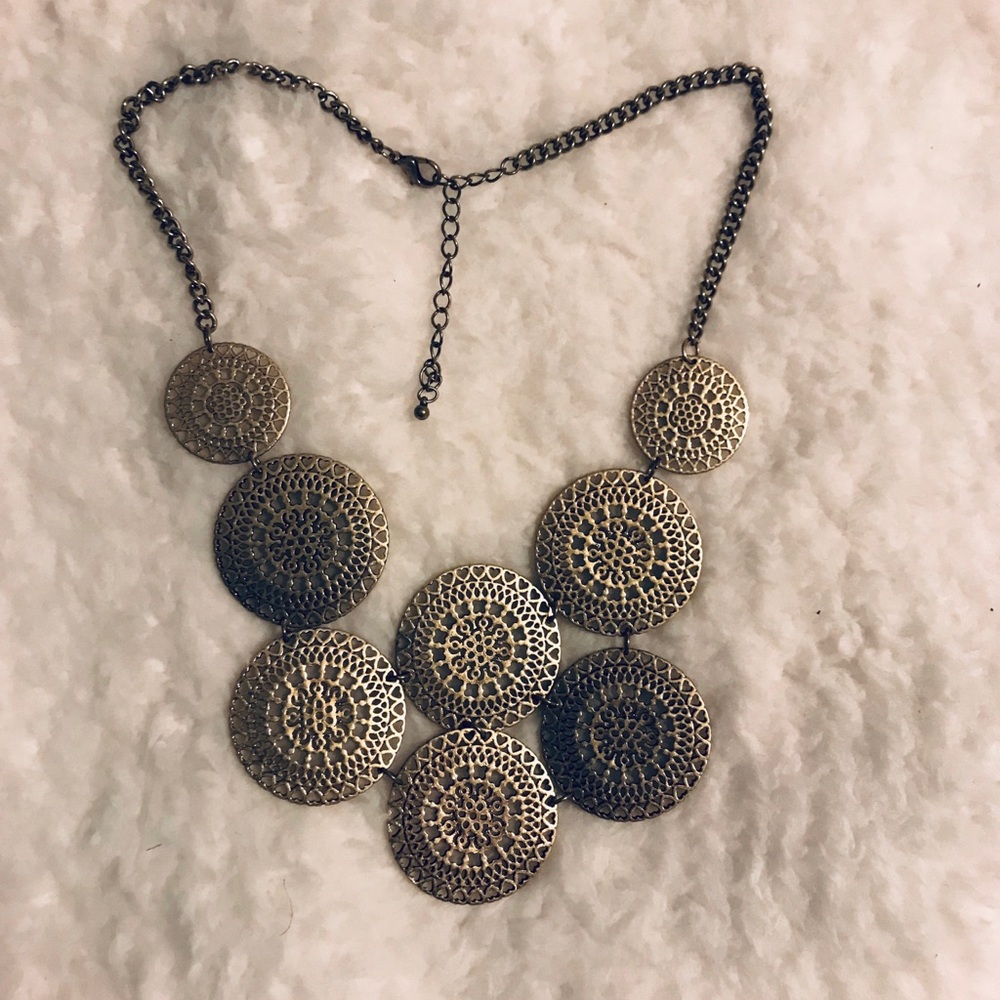 Statement necklace - Picture 2 of 2